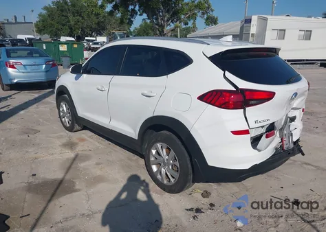 2020 Hyundai Tucson Value z USA, uszkodzony, nr VIN KM8J33A42LU204113